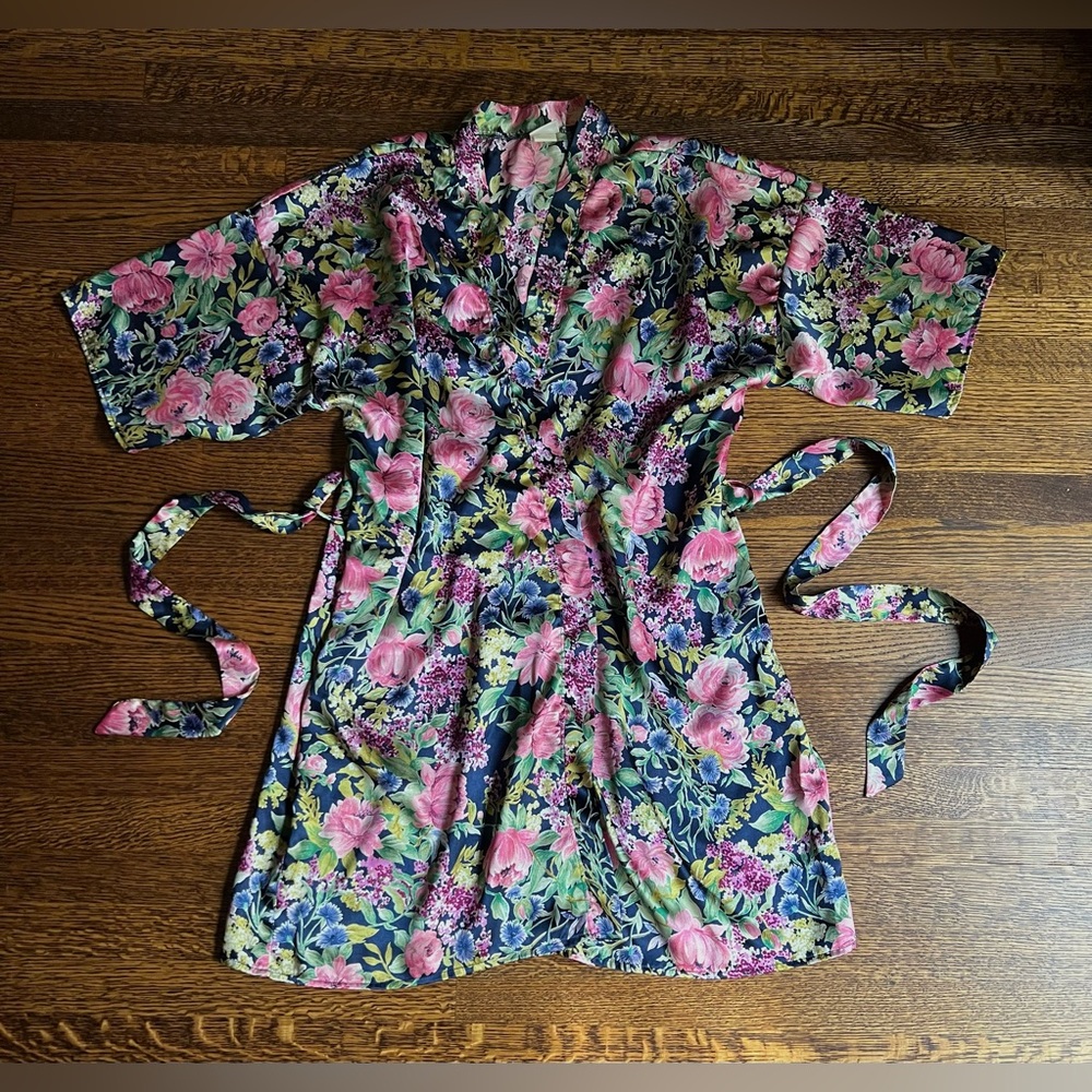 Satin Floral Lounge Robe, Vintage Kimono Style Wrap Lingerie Dressing Gown